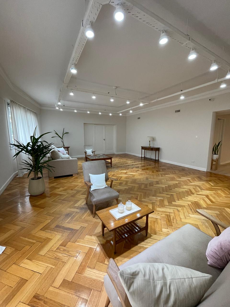 showroom-4